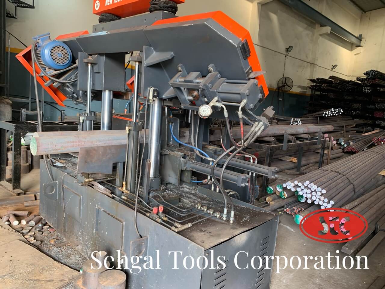 Bandsaw Cutting Machine
